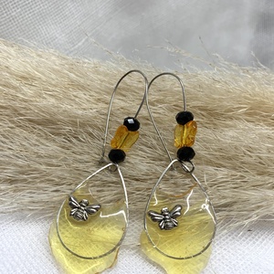 Cercei handmade unicat din rasina - albine - Artynos.ro