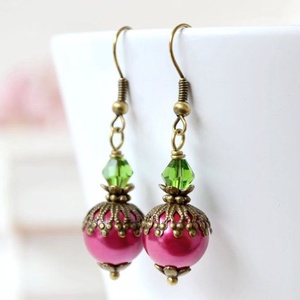 Cercei roz cercei perle roz si verde cercei vintage casual cercei artizanali handmade cadou martisor colega mama martie - Artynos.ro