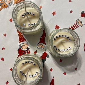 Lumânare parfumată cu mesaj ascuns de Crăciun 145g - Artynos.ro