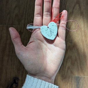Martisor inima simpla sau casuta  - Artynos.ro
