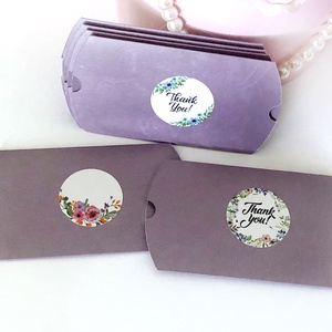 Cutiute marturii . Cutiute pillow box - Artynos.ro