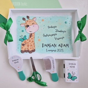 Set prima aniversare baietel jungle girafa tava mot personalizata pictata manual - Artynos.ro