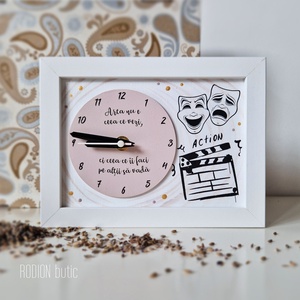 Ceas inramat actorie teatru film personalizat cu mesaj pictat manual - Artynos.ro