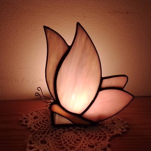 Un fluture care renaște în lumină Suport de lumânare Tiffany  - Artynos.ro